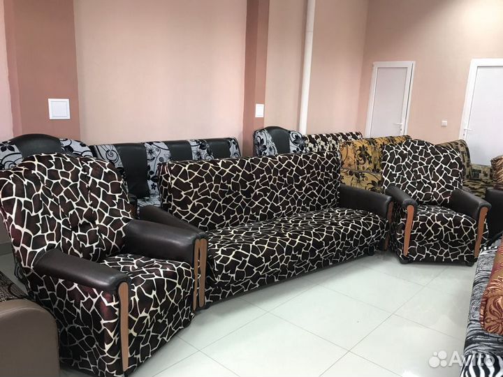 Диван и 2 кресла