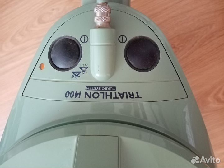 Моющий пылесос Philips