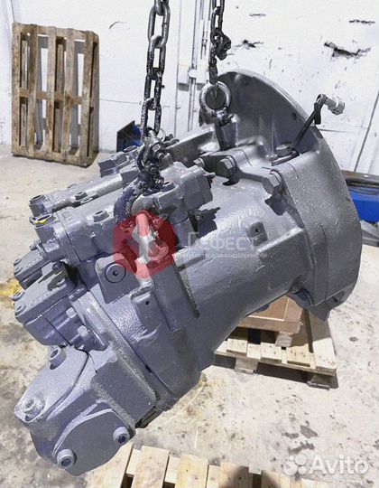Гидравлический насос Hitachi EX200LC-5HHE 9152668