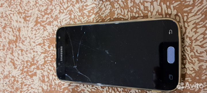 Телефон Samsung