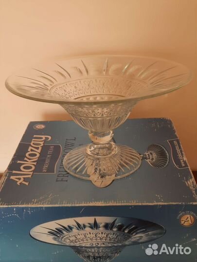 Ваза для фруктов на ножке Испания