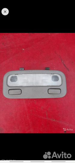 Светильник салона Тойота Приус nhw11