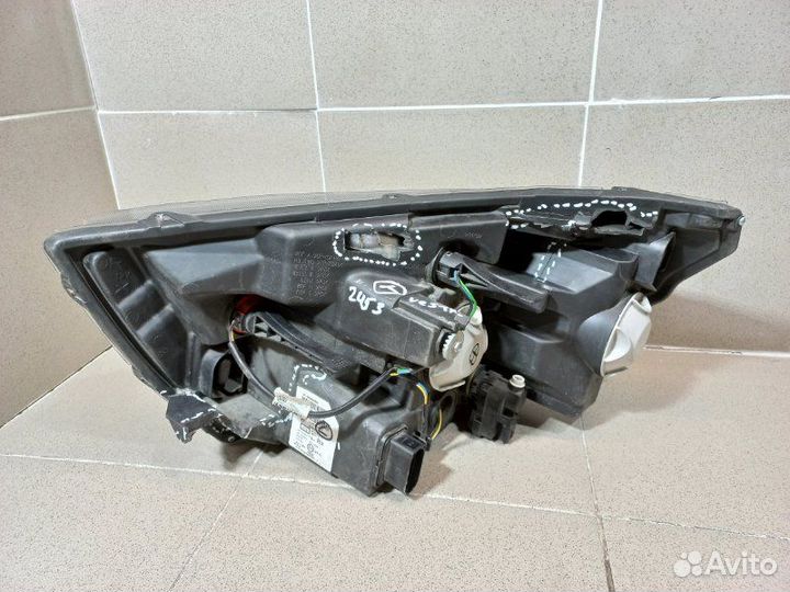 Фара правая LADA Vesta