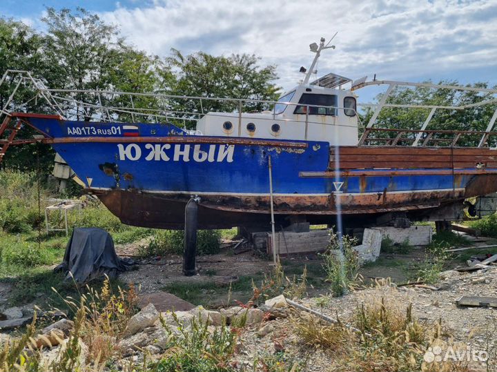Продаю катер