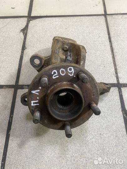 Поворотный кулак ступица цапфа Ford Mondeo III