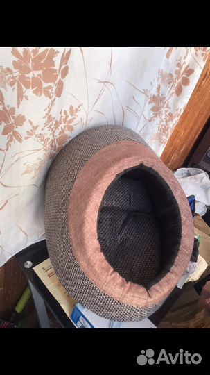 Домик для кошек и собак