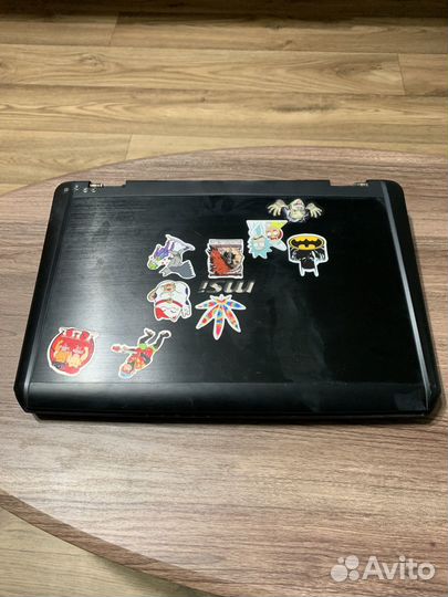 Ноутбук MSI ms-1761