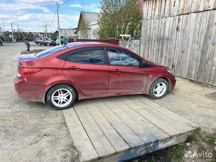 Hyundai Solaris 1.6 МТ, 2011, 460 000 км