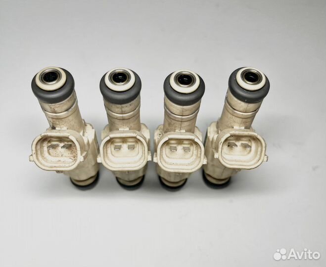 Форсунка инжекторная Kia Sportage 3 2.0