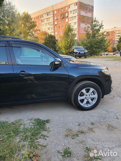 Toyota RAV4 2.0 CVT, 2011, 195 929 км