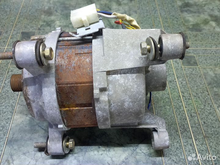 Двигататель стиральной машины