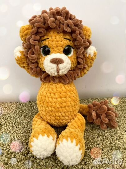 Вязаная игрушка Лев