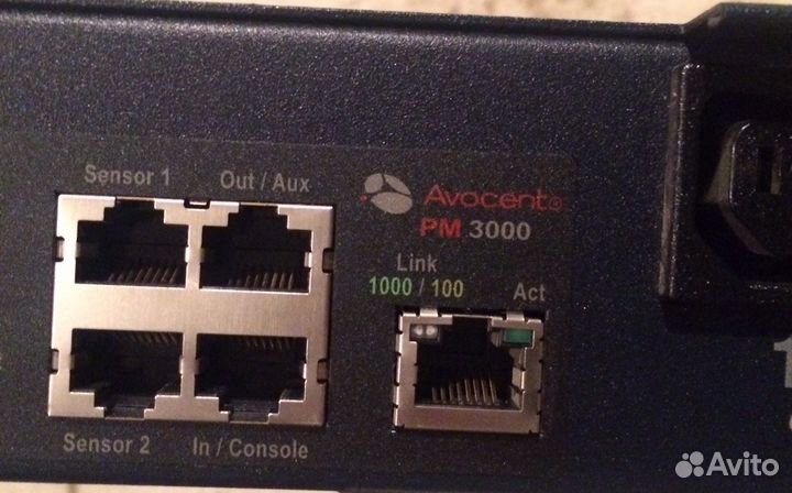 Блок розеток avocent PM3000