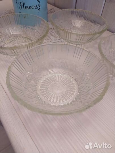 Вазочка салатник