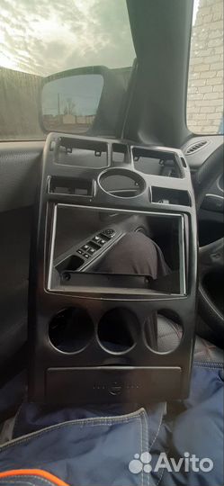 Магнитола 2din и консоль приора