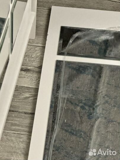 Двери зеркальные