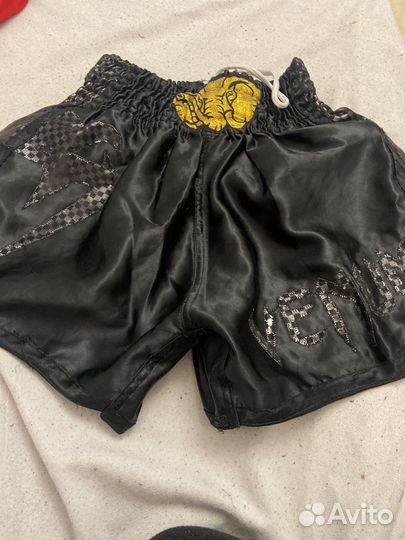 Тайские шорты Venum