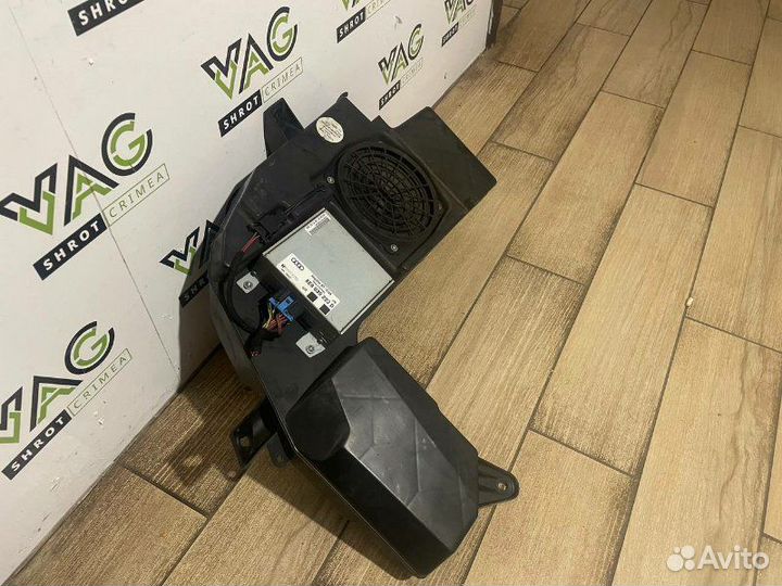Сабвуфер Audi A4 Avant B7 (8ED) 1.8T MPI BFB 2006