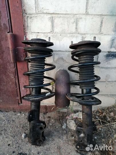 Подвеска, стойки Toyota Corolla