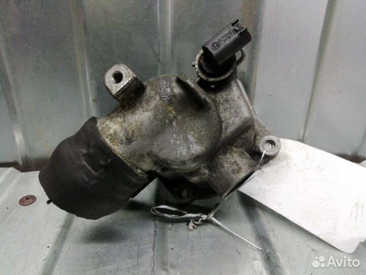 Корпус термостата Mercedes C W203 2.2 2005