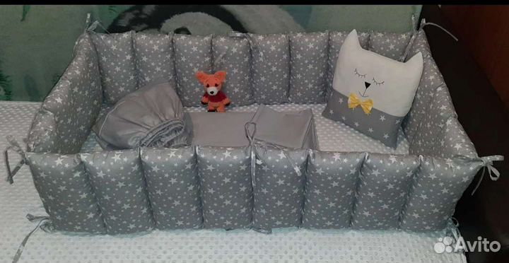 Бортики в кроватку,конверт,постельное белье