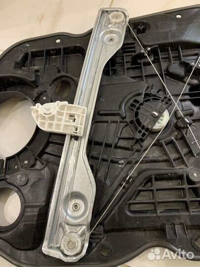 Карта стеклоподъемника на Kia Ceed JD 2013