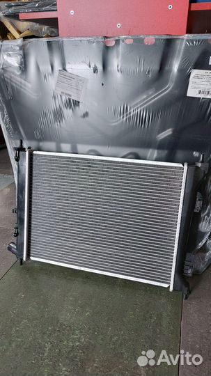 Радиатор водяной МКПП Hyundai Solaris 2015