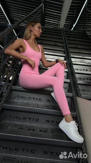 Комбинезон спортивный для фитнеса