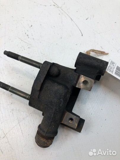 Кронштейн клапана EGR Nissan Bluebird Sylphy QG10