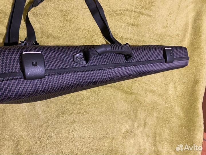 Футляр для скрипки 4/4 карбоновый