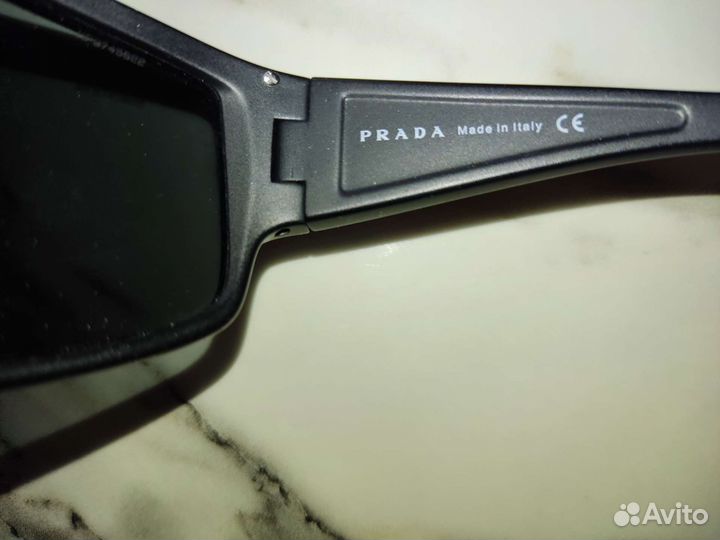 Солнцезащитные очки мужские Prada