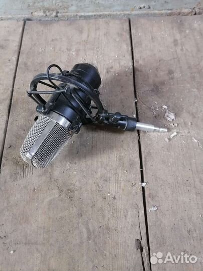 Микрофон Neewer NW-700