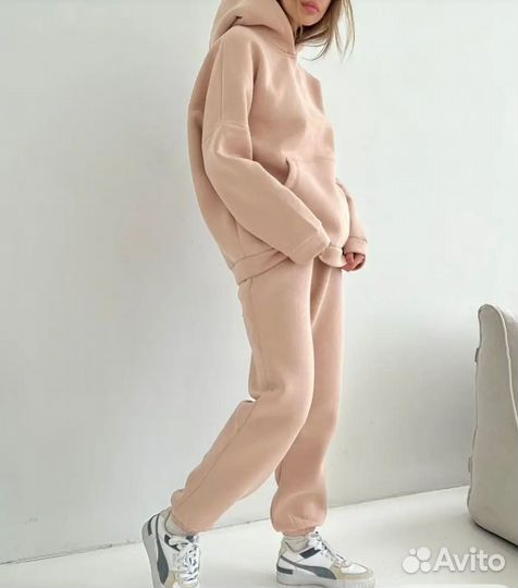 Костюм спортивный