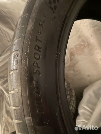 Michelin Pilot Sport 4 295/40 R21 111Y