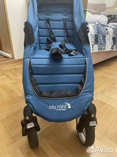 Прогулочная коляска baby jogger city mini