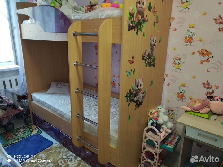 Двухъярусная кровать для детей