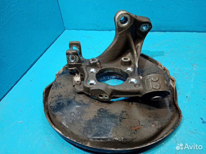 Кулак поворотный задний правый Audi A6 Allroad