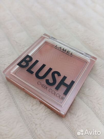 Румяна lamel почти новые