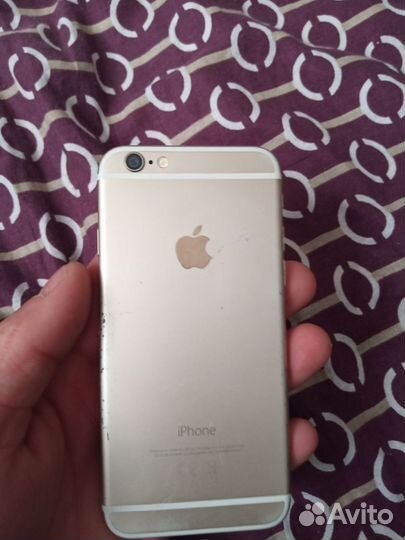 Телефон iPhone 6