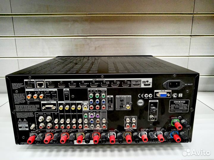 Ресивер Onkyo TX-NR1010