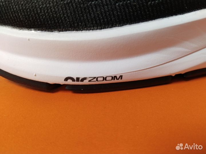 Кроссовки женские Nike air zoom Structure 24