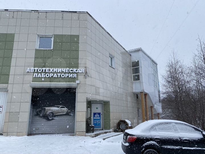 Здание, 702.2 м²