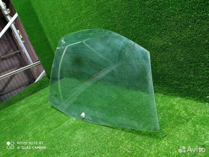 Стекло двери переднее правое Ford Fusion 2002-2012