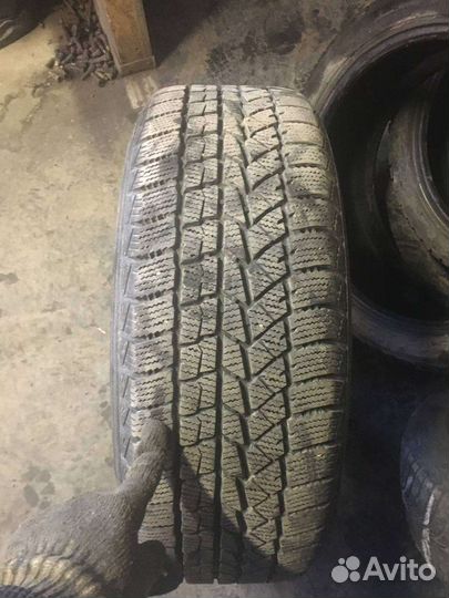 DoubleStar Maximum DH09 215/55 R17