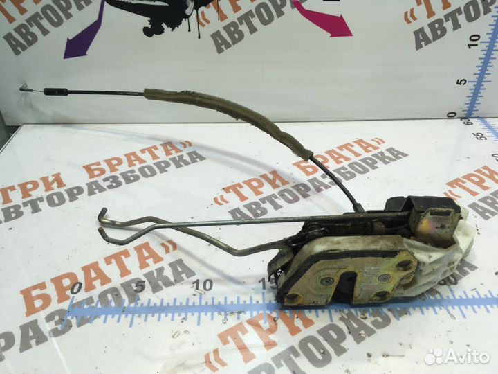 Мицубиси Паджеро Пинин Замок передней двери Прав