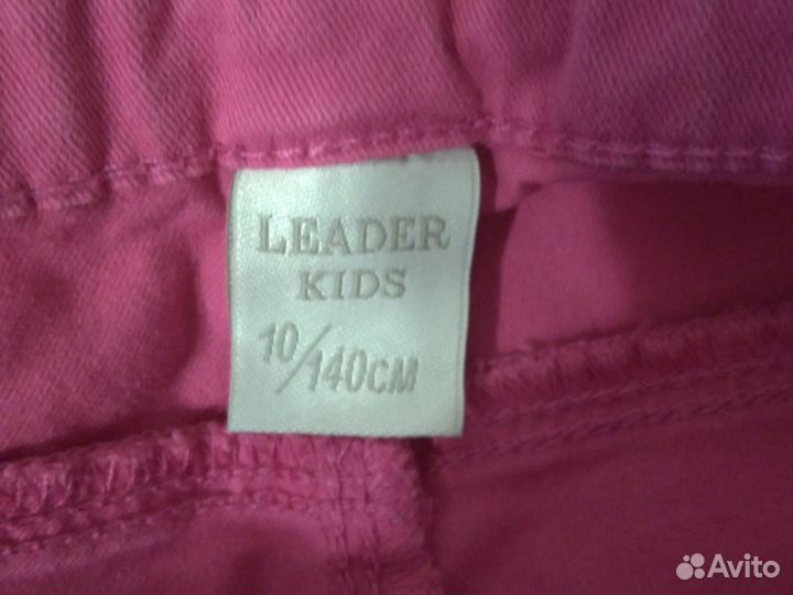Джинсы для девочек р.140розовые и синие146