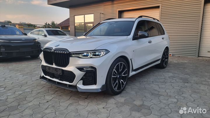 BMW X7 3.0 AT, 2022, 18 000 км