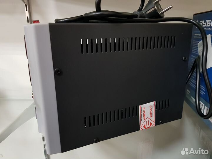 Стабилизатор напряжения зубр ас 2000