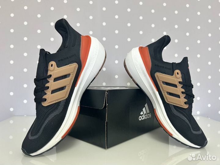 Кросовки для бега Adidas Ultraboost 23
