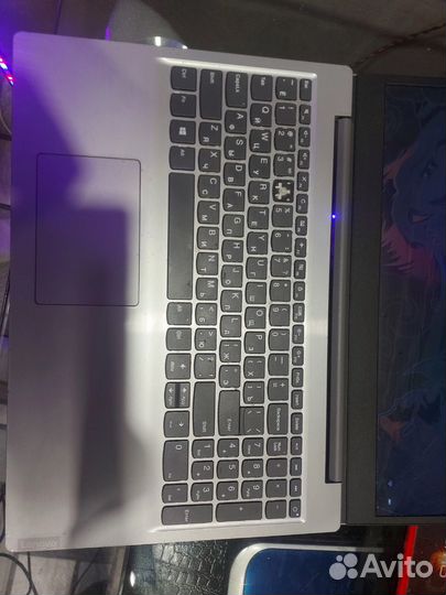 Ноутбук lenovo